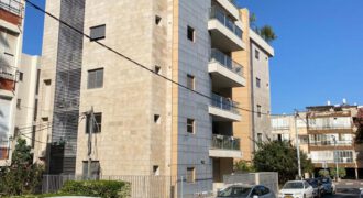 דירת גן למכירה בהרצליה